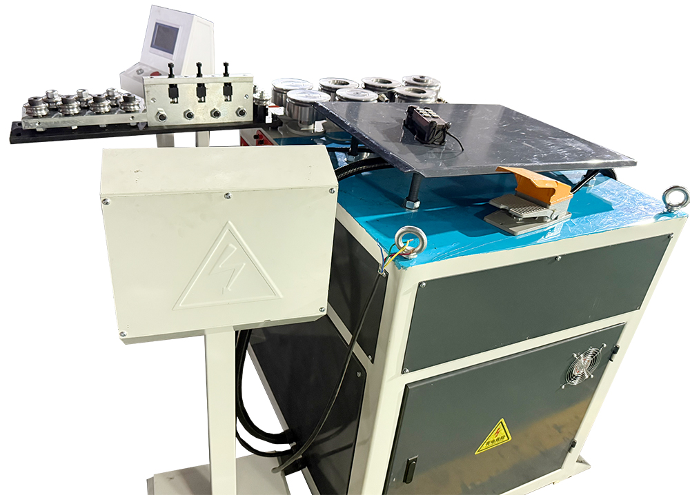 伺服数控滚圆机